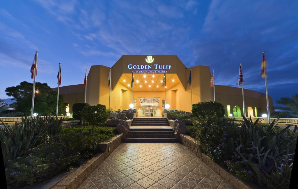 Golden Tulip Al Jazira Hotel & Resort Abu Dhabi Exterior foto