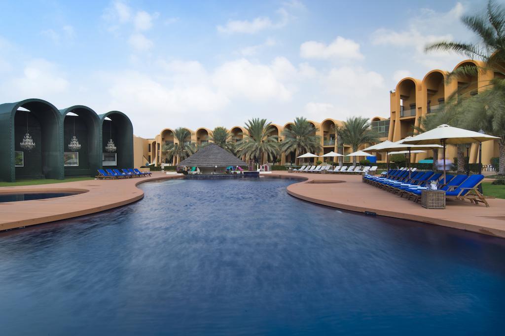 Golden Tulip Al Jazira Hotel & Resort Abu Dhabi Exterior foto